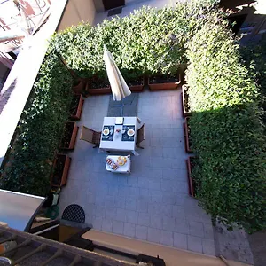 https://bb-terrazza-baires-in-the-heart-of-milan.it-lombardy.com